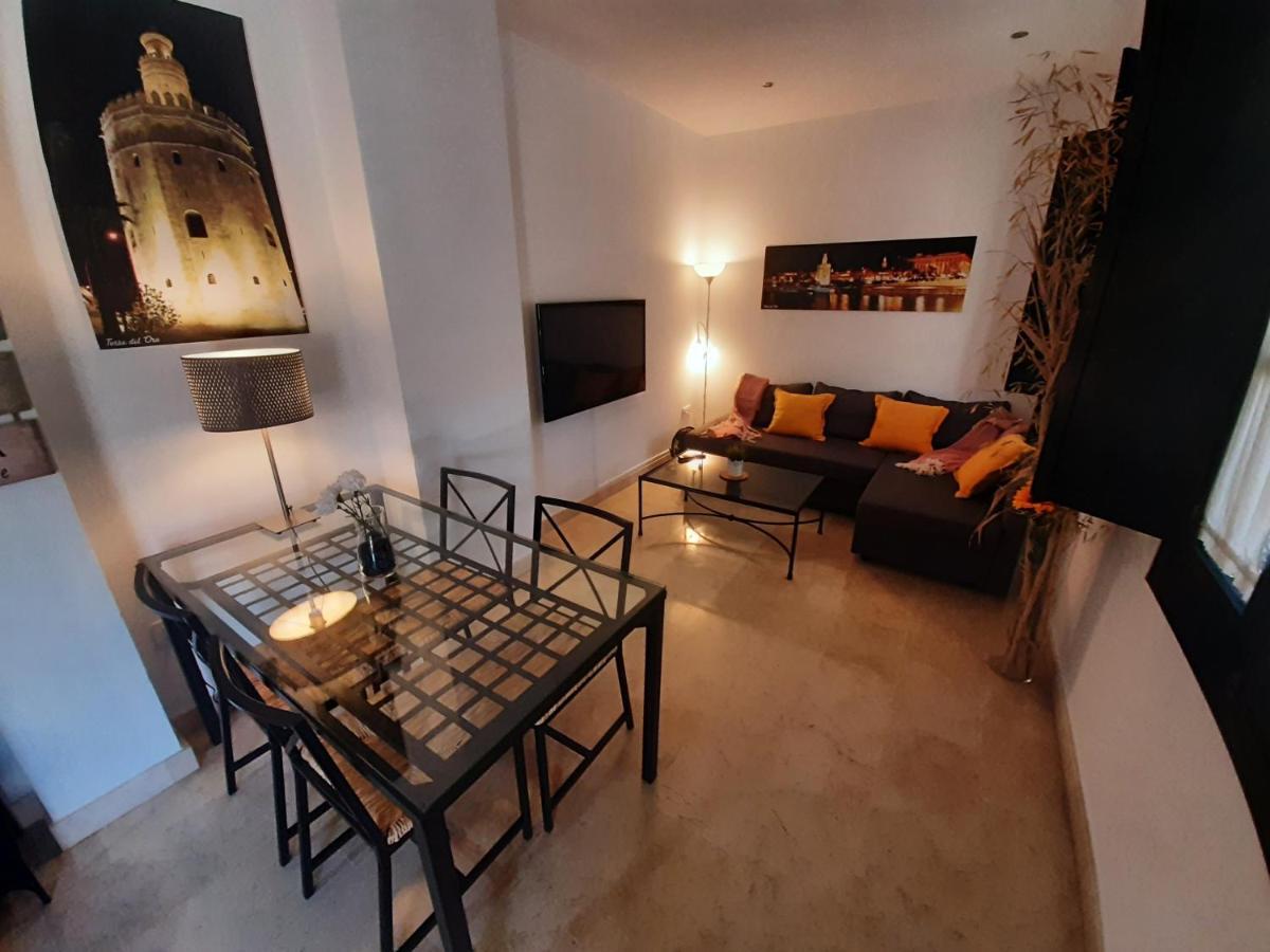 Apartamento Con Encanto En Patio Sevillano Esterno foto